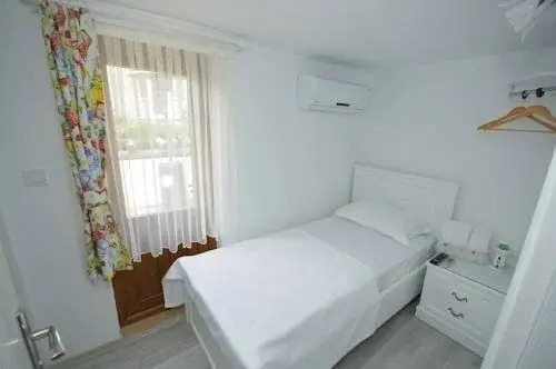Чешме: Recel Hotel