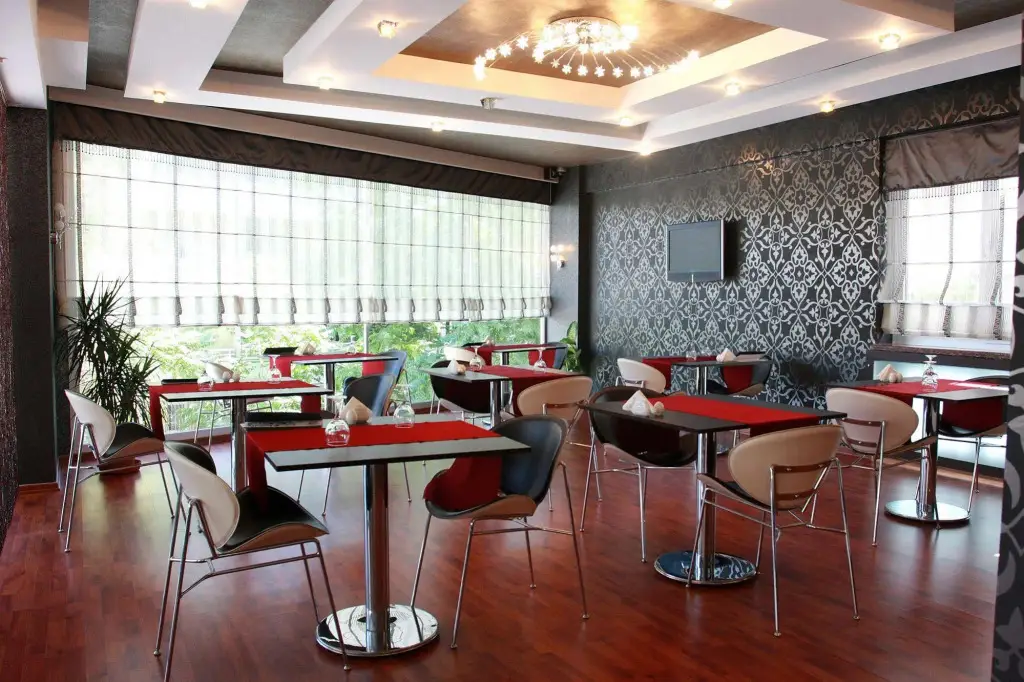 Saffron Hotel — фото 1