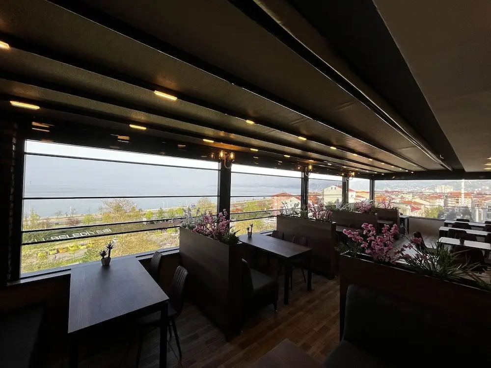 Арсин: Avni Bey Otel