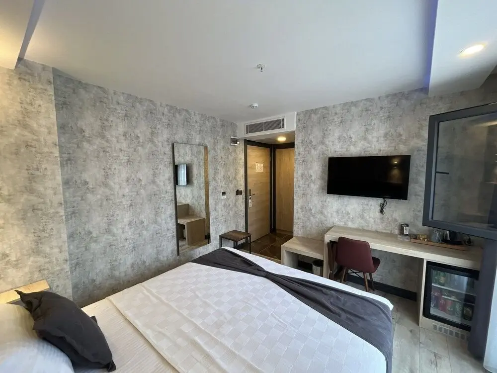 Арсин: Avni Bey Otel