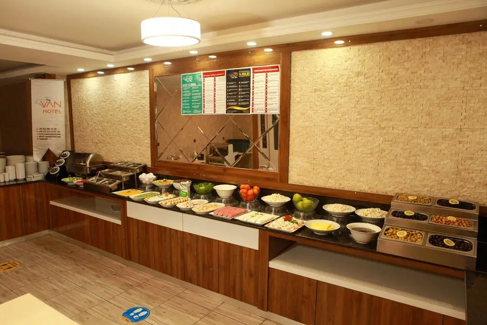 Ван: Van Suites Hotel