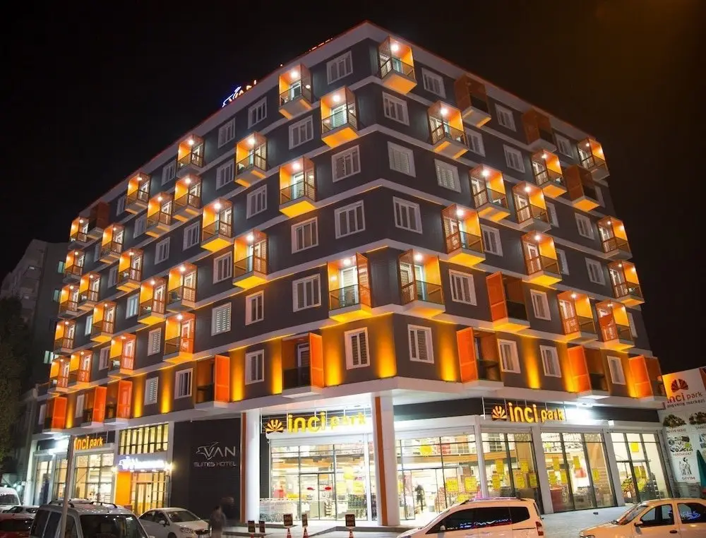 Ван: Van Suites Hotel