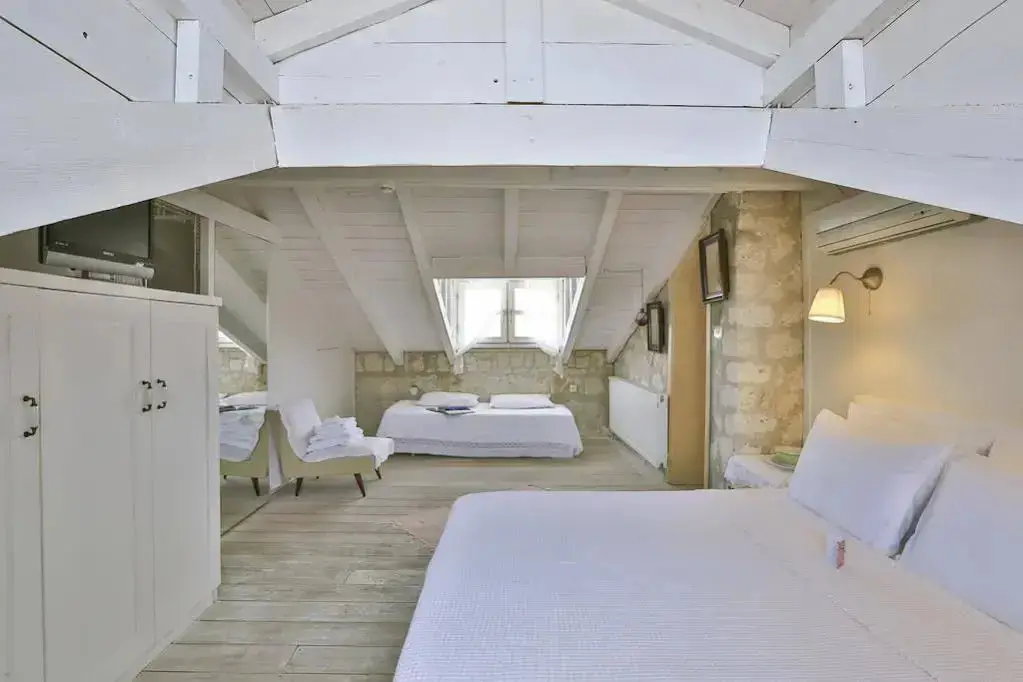 Чешме: My Stone Home Hotel - Special Class