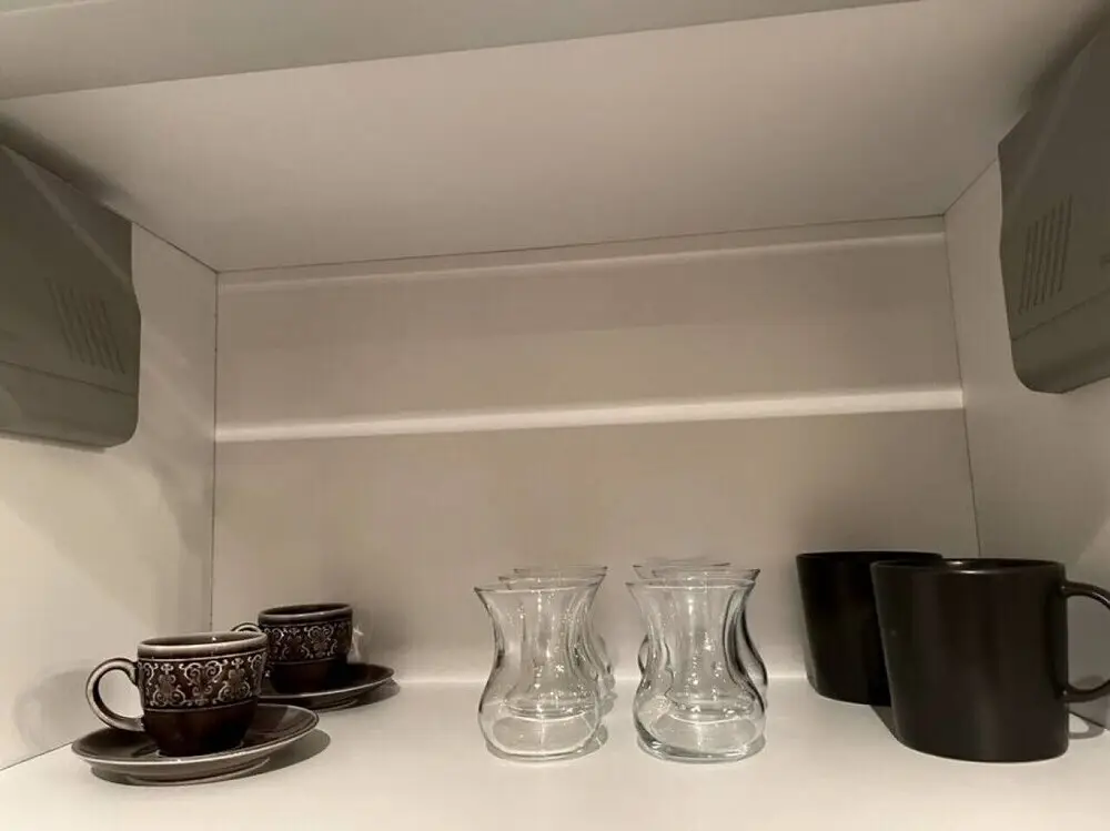 Стамбул: Modern 1 1 Apartment w Terrace Near Mail of IST