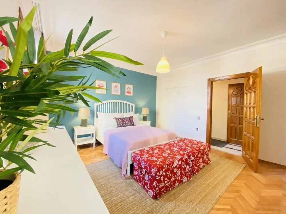 Стамбул: MISSAFIR Spacious Duplex Flat near Bagdat Street
