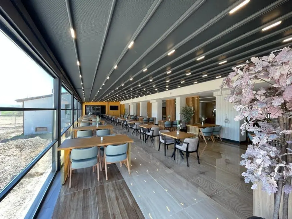 Курсунлу: Kursunlu Thermal Hotel