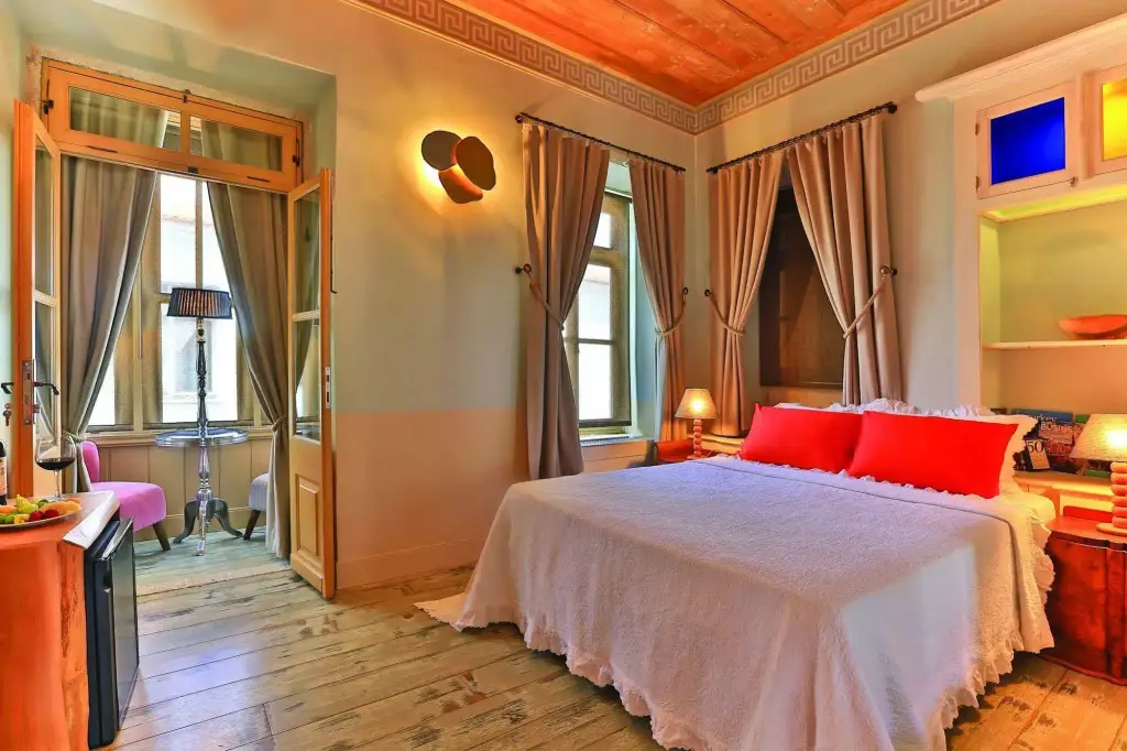 Чешме: 1850 Hotel Kemalpasa