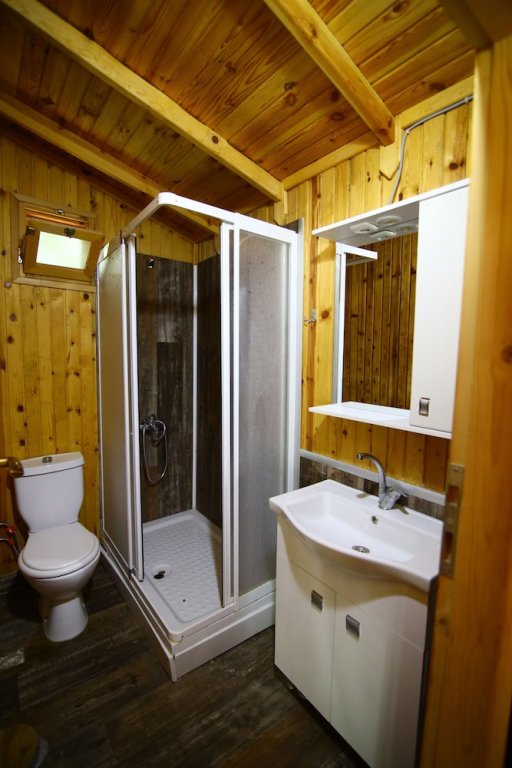 Эдремит: Endemik Bungalov