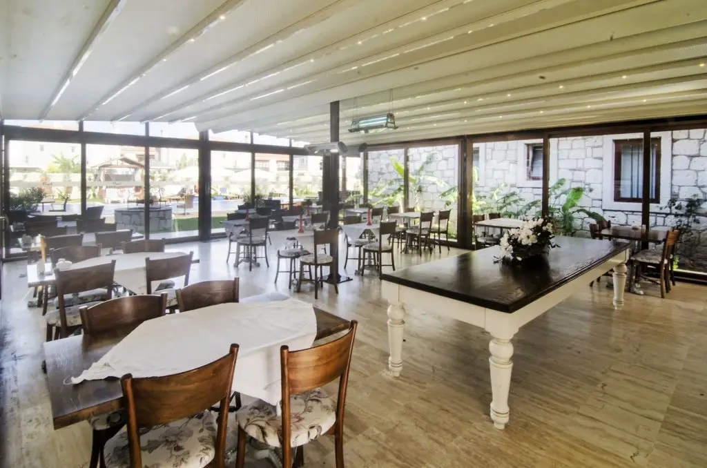 Чешме: Albeon Hotel