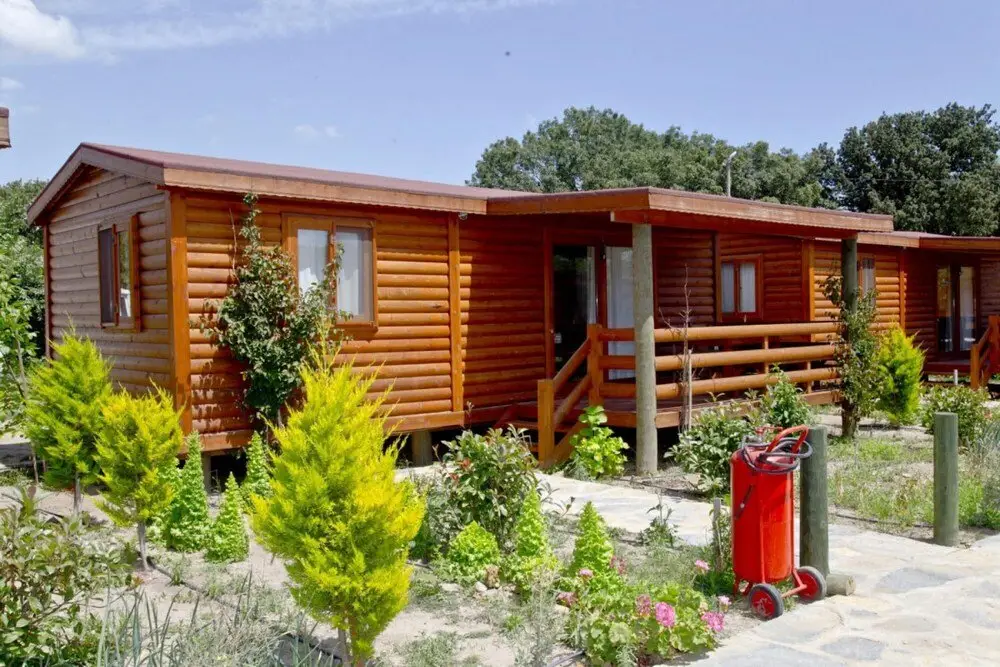 Бодрум: Tiny House With Shared Pool and Balcony in Bodrum