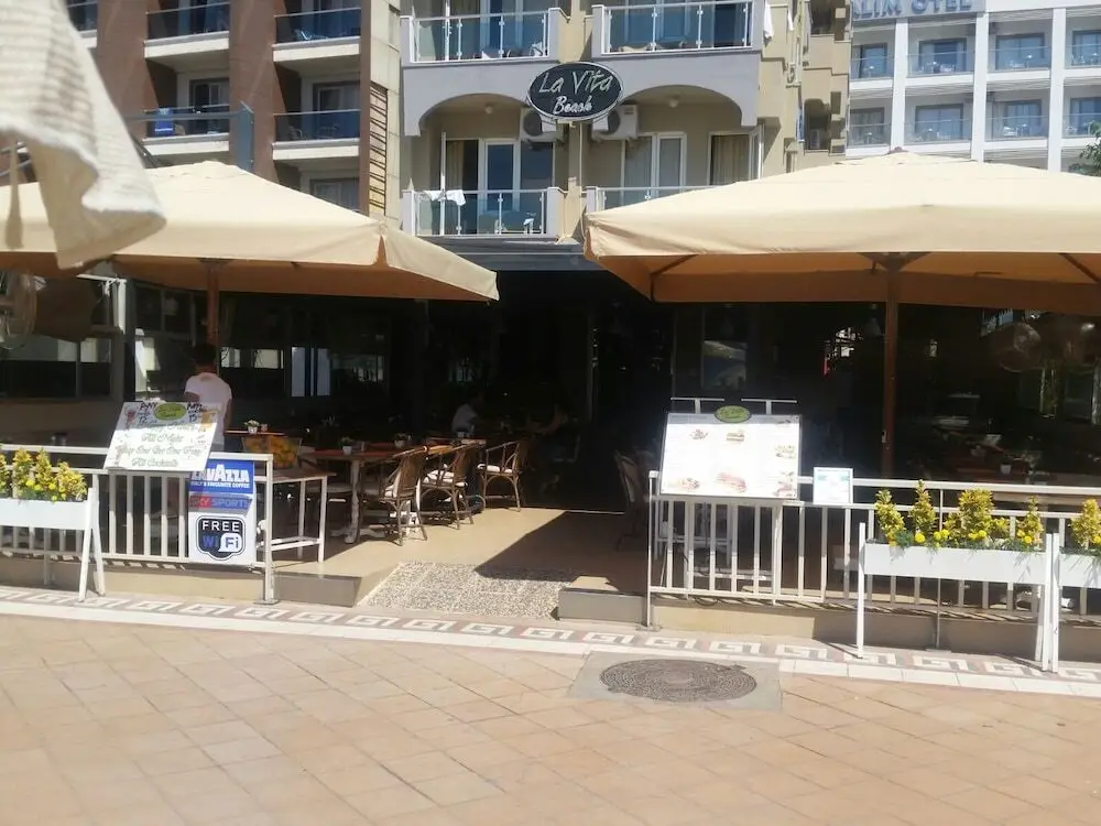 La Vita Beach Hotel — фото 1