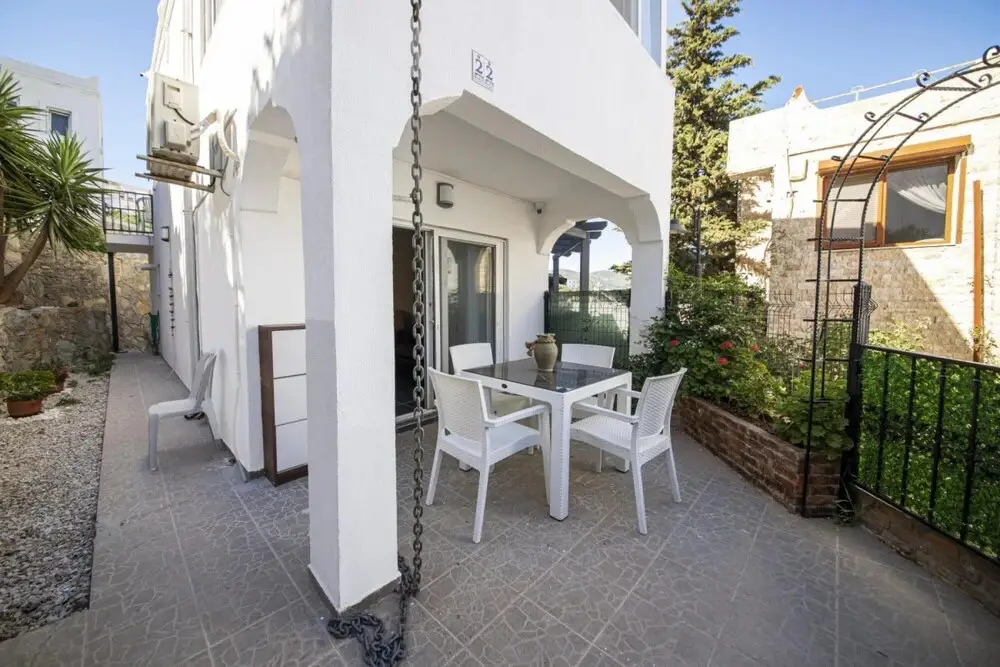 Бодрум: Villa 200 m to Beach With Backyard in Bodrum