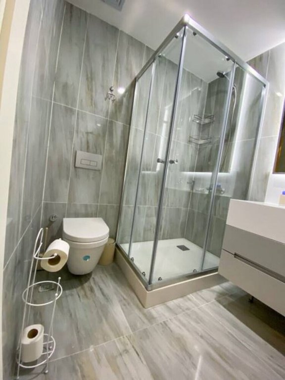 Стамбул: Brand-new Elegant 1 1 Apartment With Terrace - Core Living