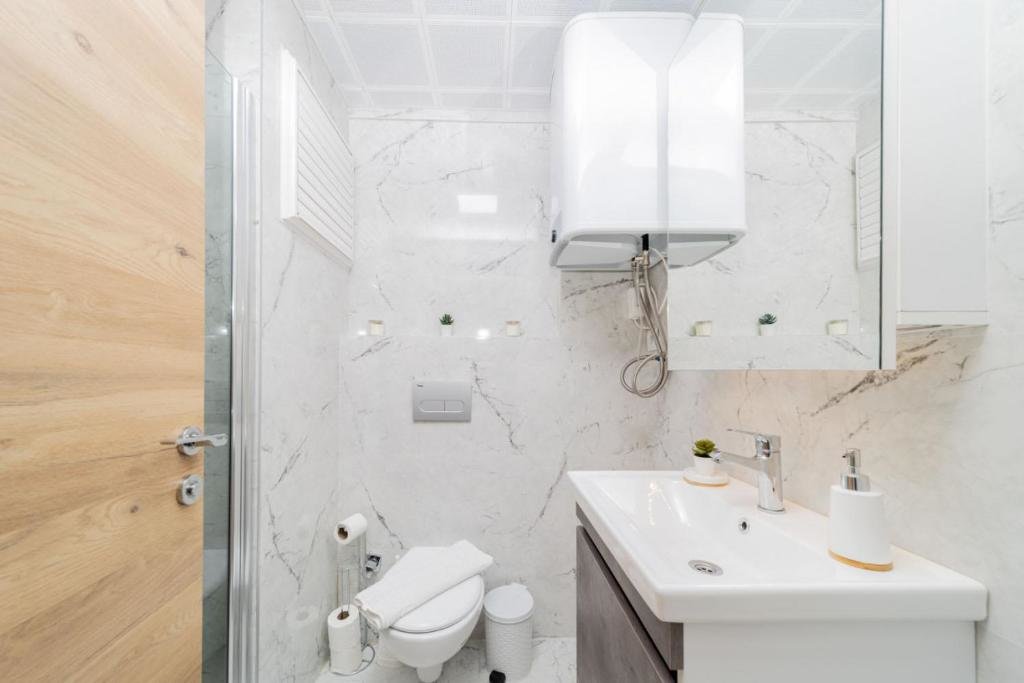 Анталья: Great Flat With Shared Pool in Kepez