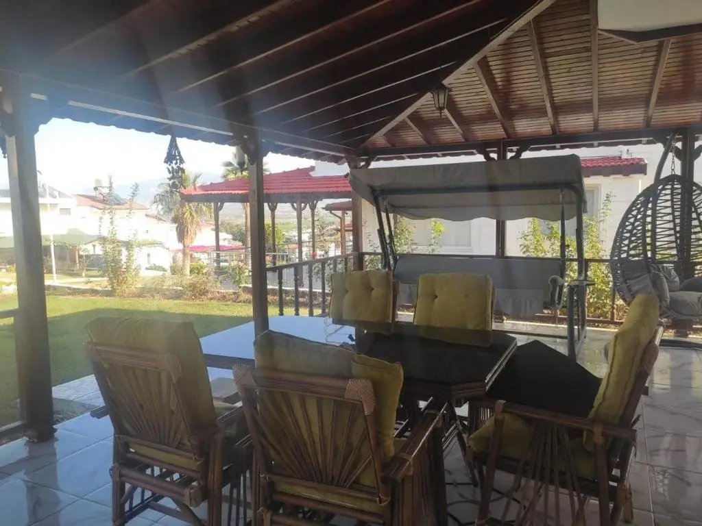 Искендерун: Dreamy Villa With Shared Pool and Garden in Hatay