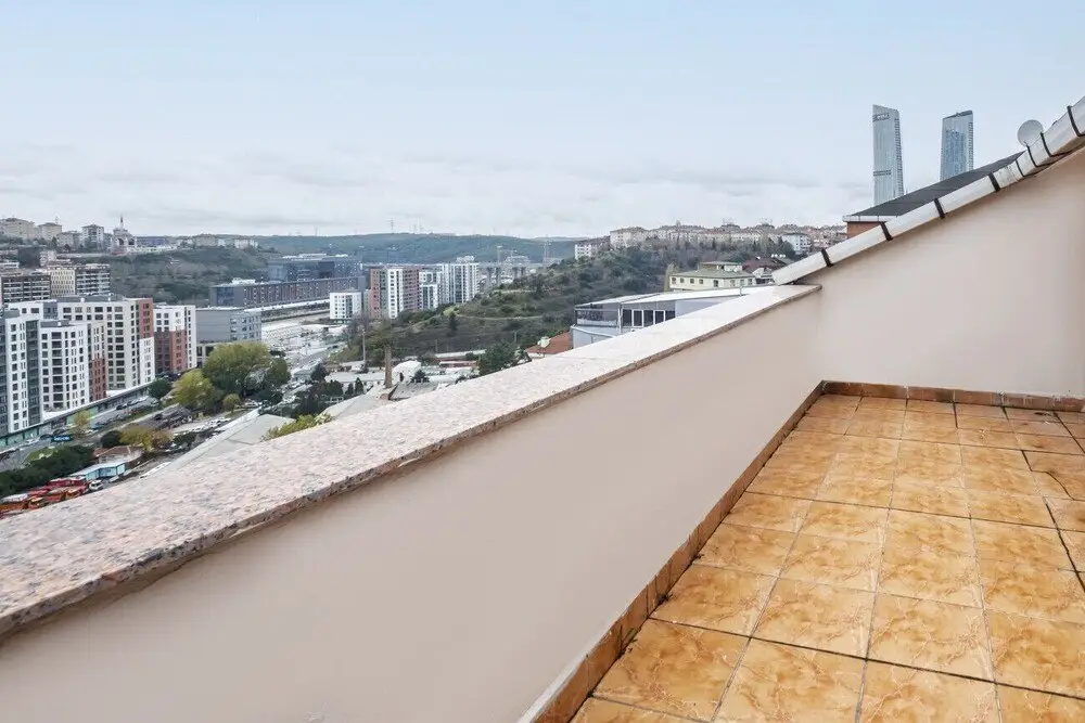 Стамбул: Lovely and Central Flat With Terrace in Kagithane