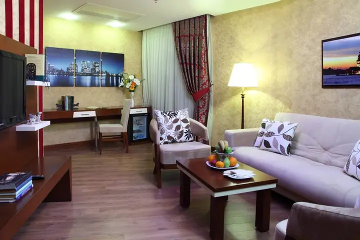 Адана: Otel Senbayrak City
