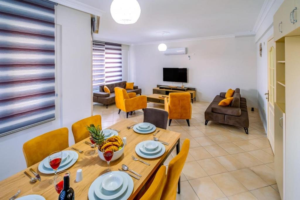 Карадере: Villa with Shared Pool and Jacuzzi in Seydikemer