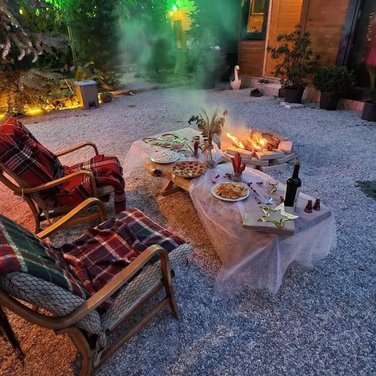 Увезпинар: Charming Bungalow with Shared Garden near Beach in Cinarcik, Yalova
