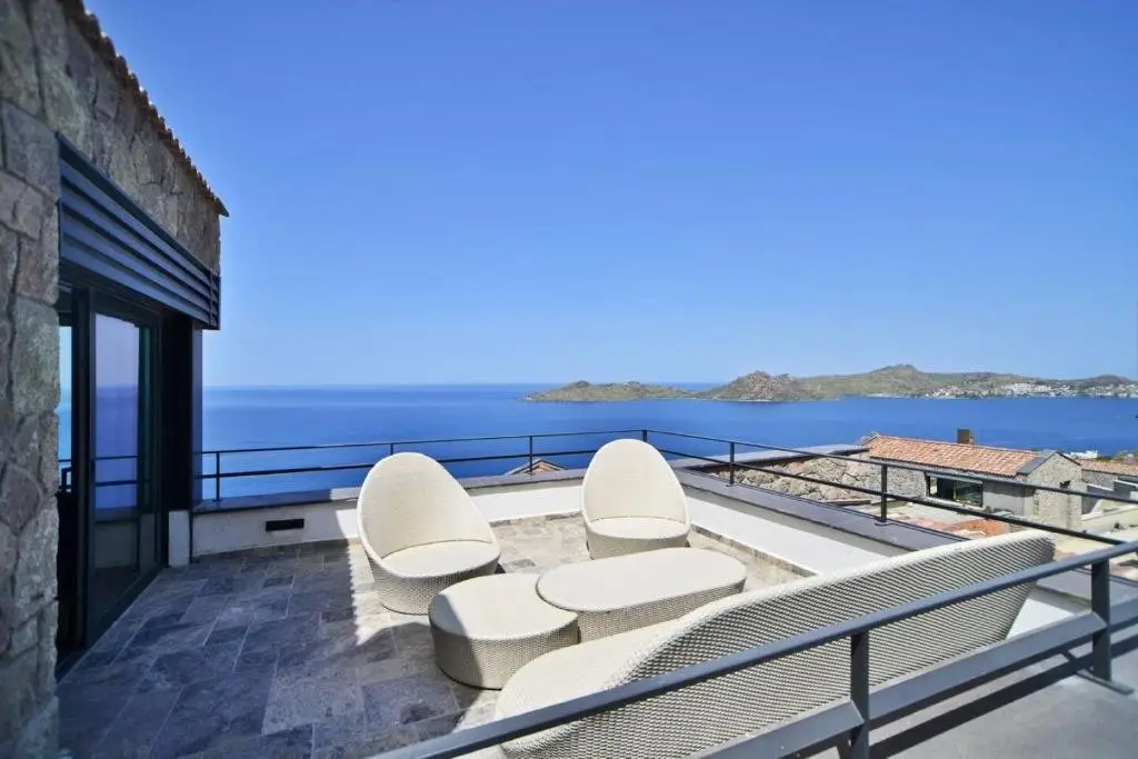 4 Bedroom Luxury Villa Located in Yalikavak With Marvelous Sea View Tranquilit — фото 1
