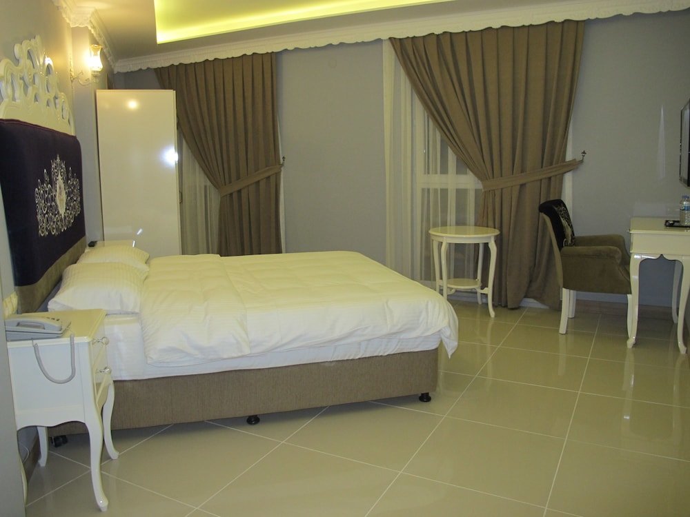 Кыркларели: Kaya Palas Hotel