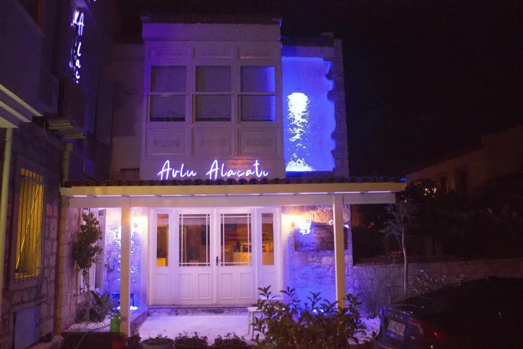 Чешме: Avlu Alacati Butik Otel