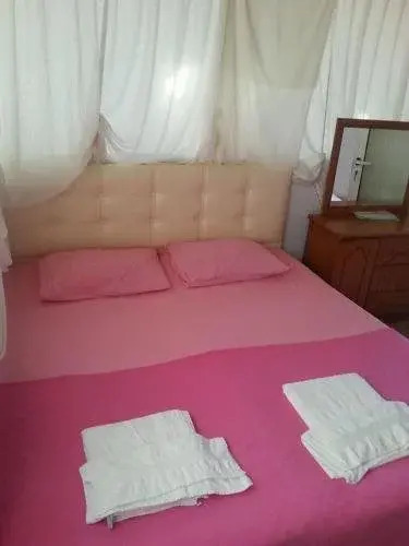 Чешме: Yona Motel
