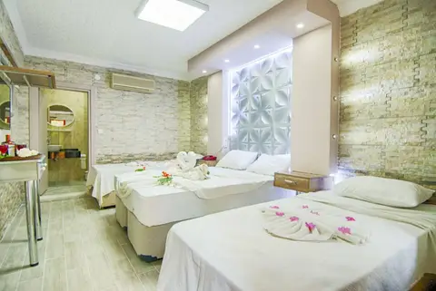 Grand Ruya Hotel — фото 1