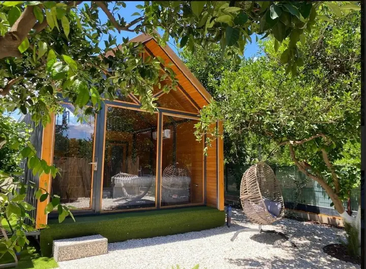 Анталья: Fabulous Bungalow With Jacuzzi in Konyaalti