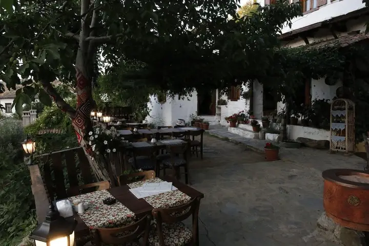 Шириндже: Shiraz Hotel & Restaurant