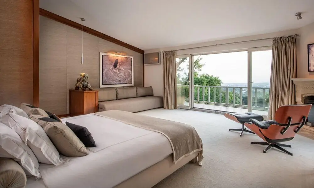 Стамбул: Enchanting 22 000m2 Property and Elegant 5 Bedroom Manor
