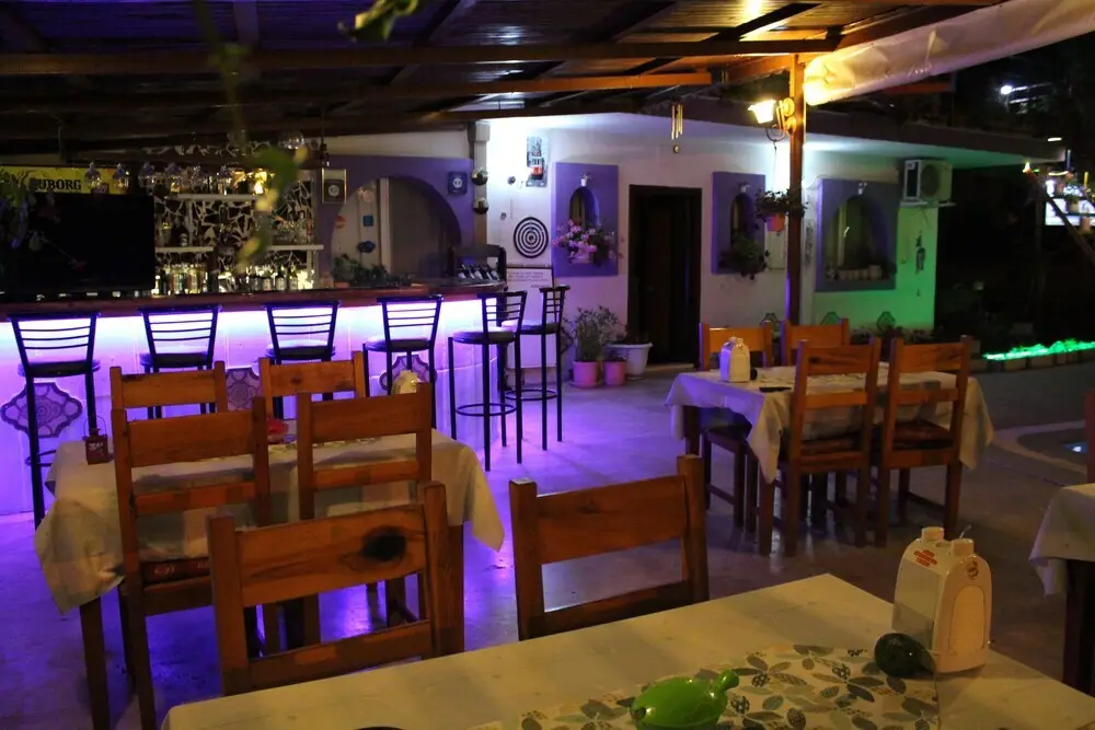 Дальян: Alinda Hotel