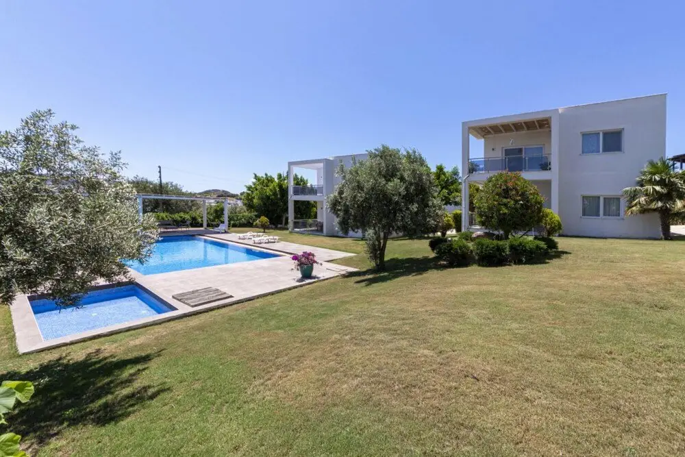 Captivating House With Shared Pool in Bodrum — фото 1