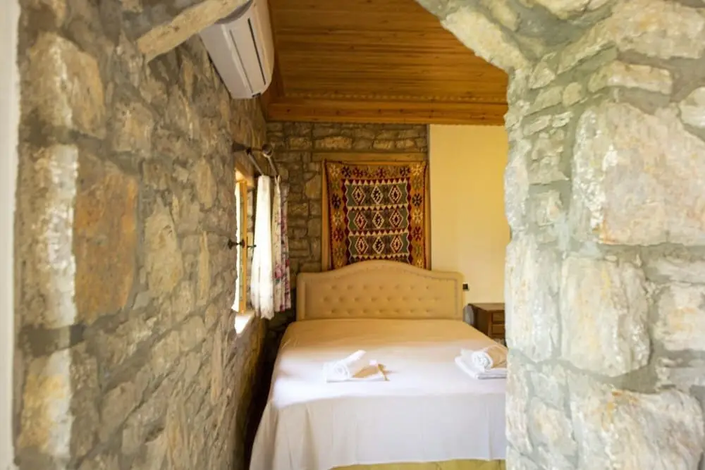 Датча: Stone House Surrounded by Nature in Datca