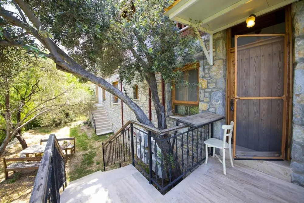 Датча: Stone House Surrounded by Nature in Datca