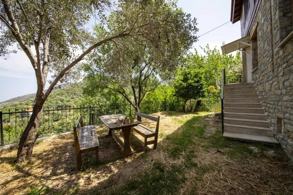 Датча: Stone House Surrounded by Nature in Datca
