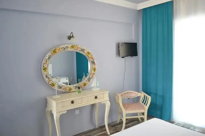 Чешме: Lapis Port Surf Hotel