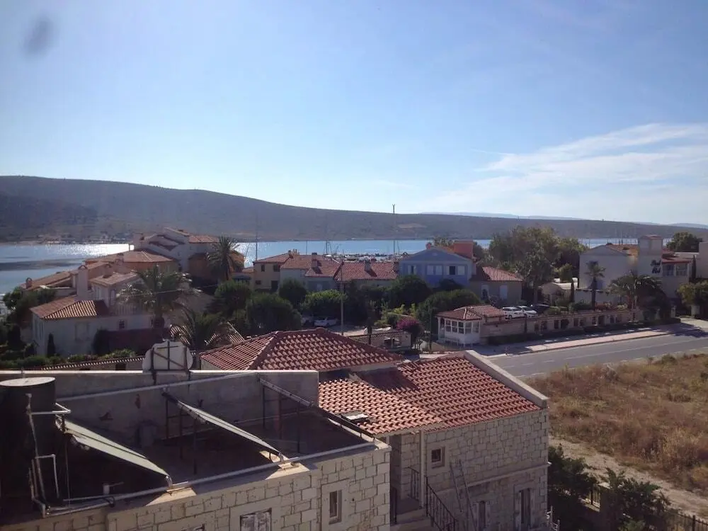 Чешме: Lapis Port Surf Hotel