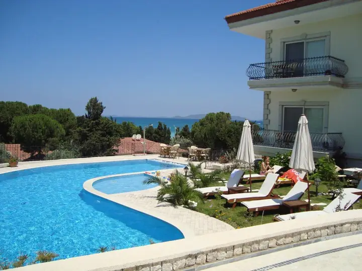 Чешме: Dolina Hotel
