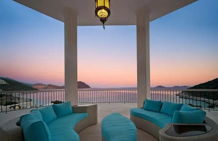 Ешилькёй: Korsan Kuzey-stunning 5bed Private Beach Platform