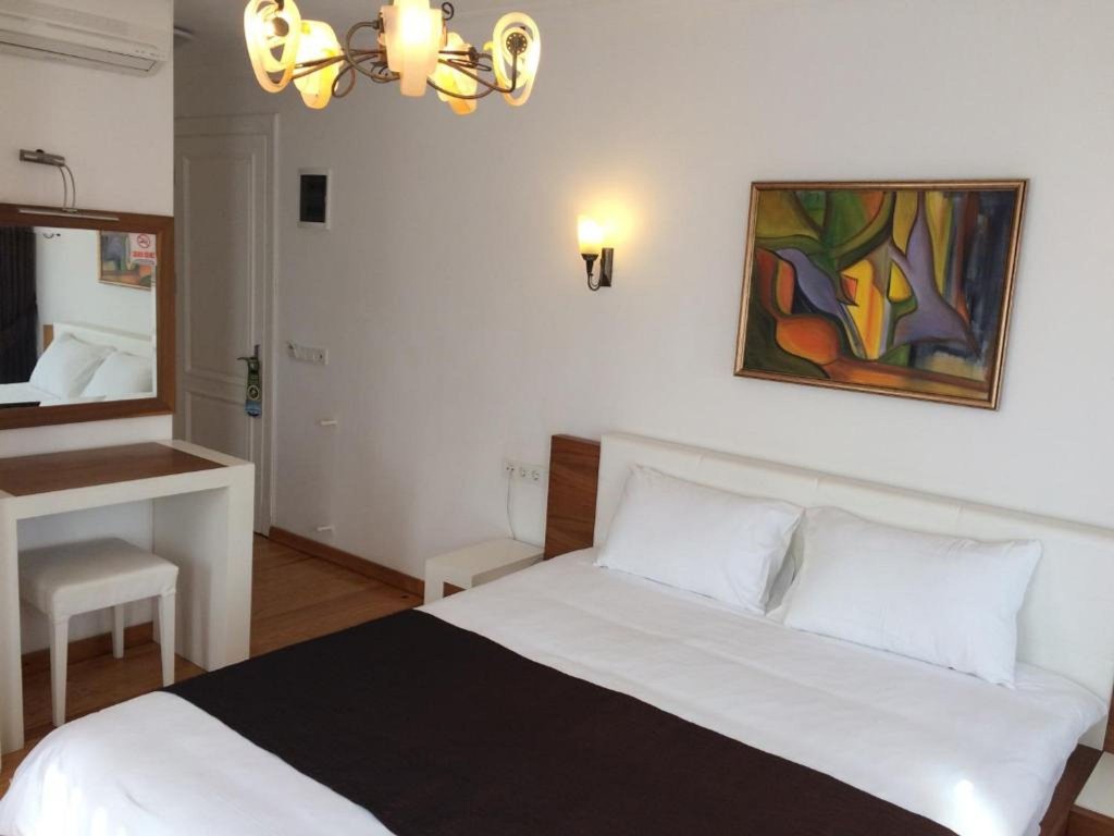 Чешме: Kayezta Hotel Alacati