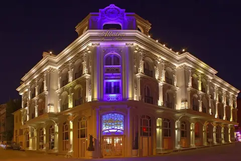 Albatros Premier Hotel — фото 1