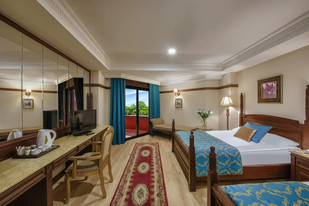 Аксу: Delphin Palace - All Inclusive