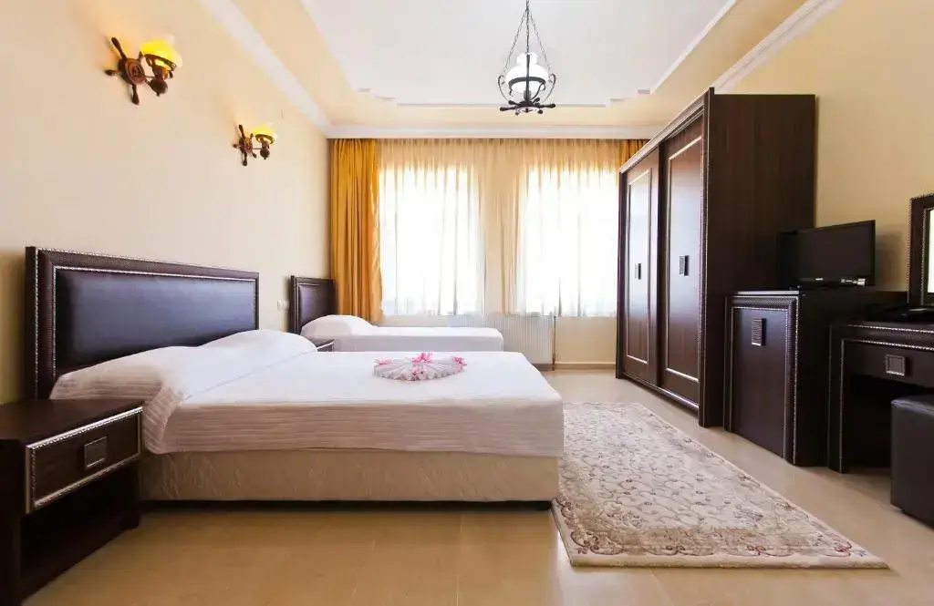 Мидьят: Turabdin Hotel