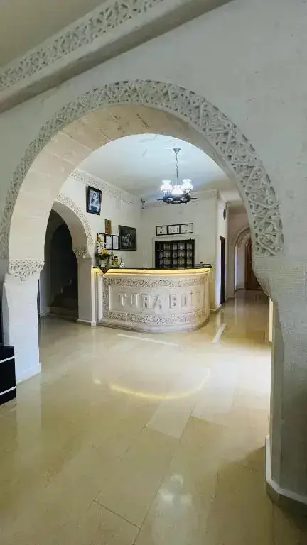 Мидьят: Turabdin Hotel