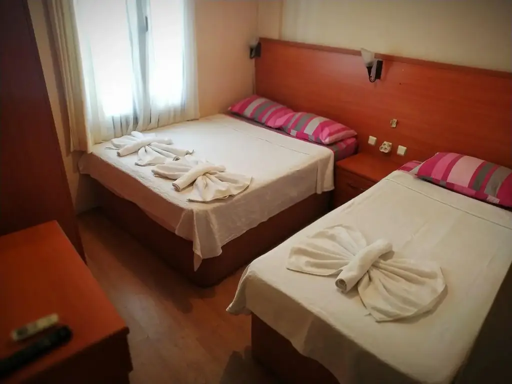 Чешме: Yalcin Hotel