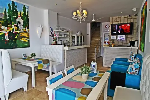 Larimar Boutique Hotel — фото 1
