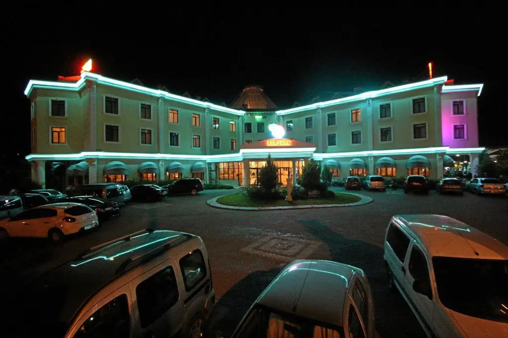 Эдремит: Güre Saruhan Thermal Hotel