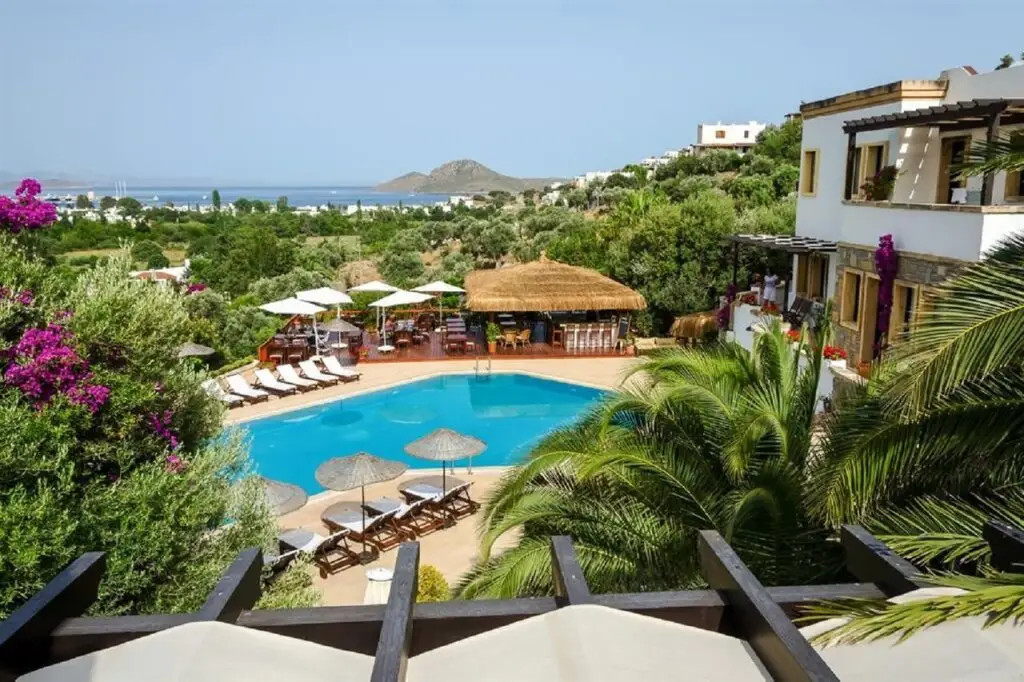 Яликавак: 4Reasons Hotel And Bistro