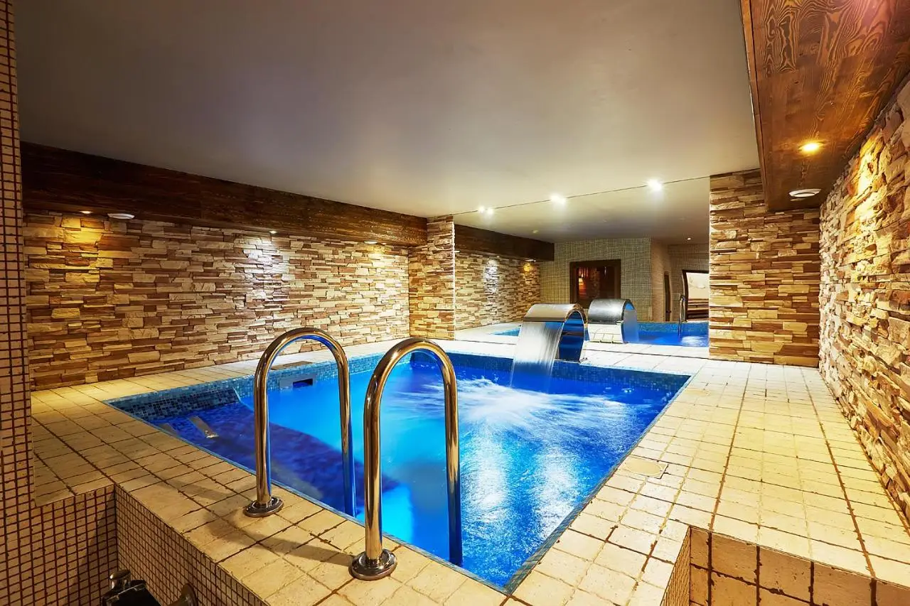 Красноярск: Chalet Primaire